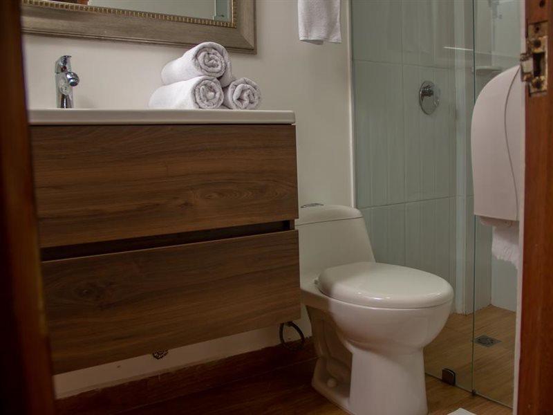 Casa Colonial By Akel Cartagena