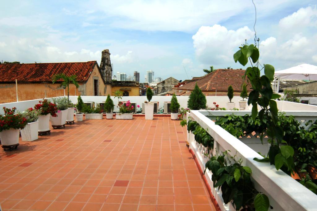 Casa Colonial By Akel Cartagena