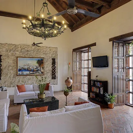 Casa Colonial By Akel 3*